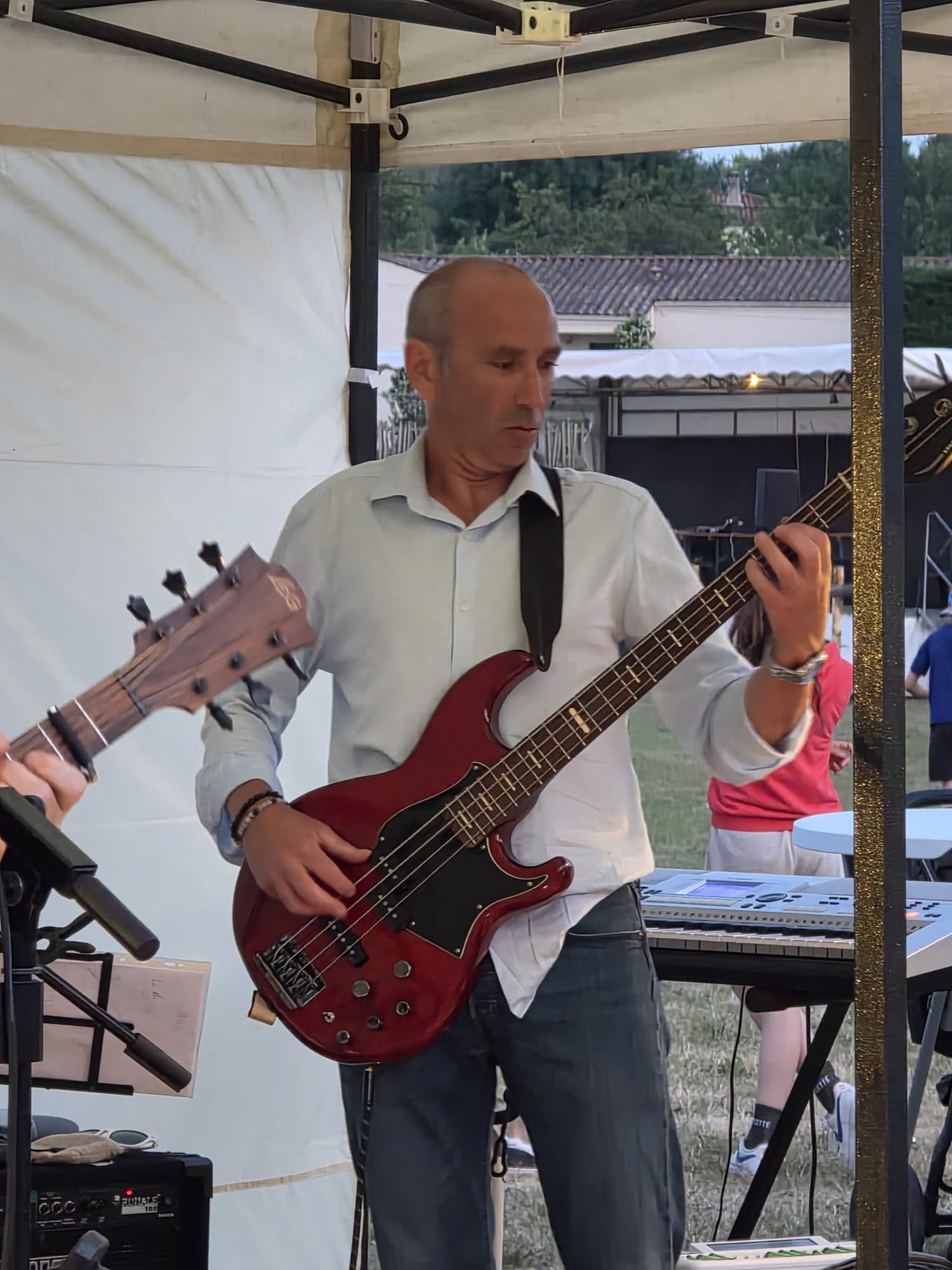Antony à la basse